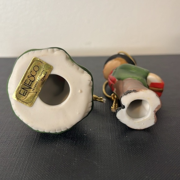 Vintage Enesco Bisque Porcelain Victorian Kissing Couple Christmas Ornaments - Picture 6 of 7